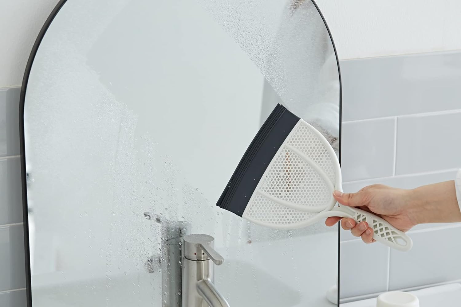 ✨ All‑In‑One Cleaning Brush & Dustpan 🧹 Easy Sweep for Home & Furniture 💫